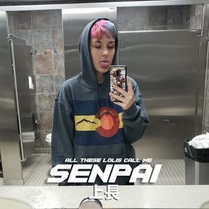 Meet your Posher, Lynn